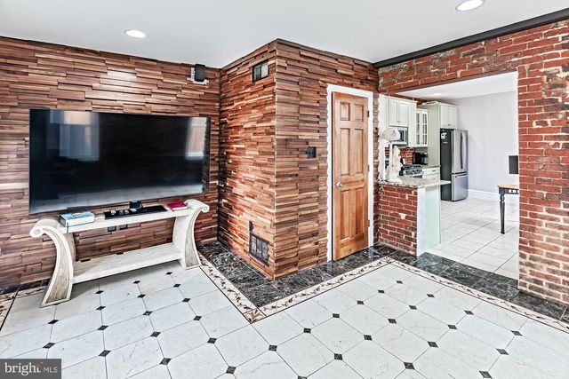 2013 DELAWARE AVE, Wilmington, DE 19806