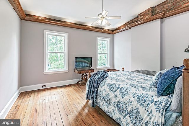 2013 DELAWARE AVE, Wilmington, DE 19806