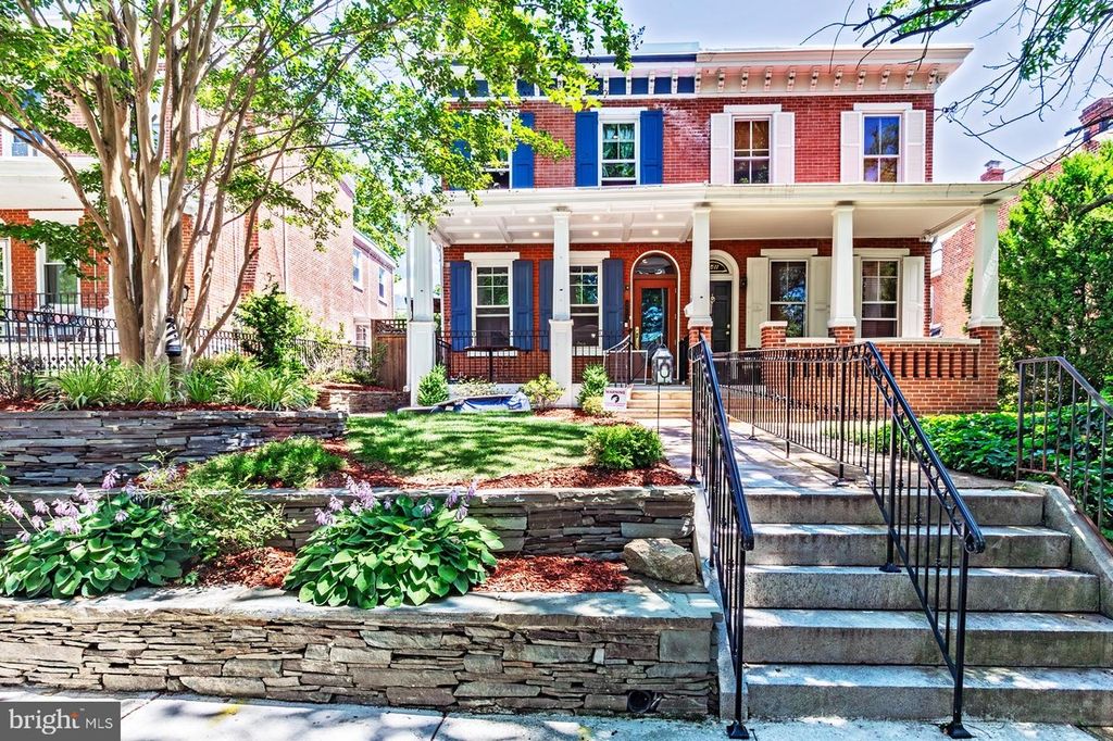 2013 DELAWARE AVE, Wilmington, DE 19806