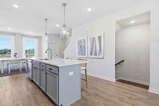 524 Heathwood Way, Summerville, SC 29486