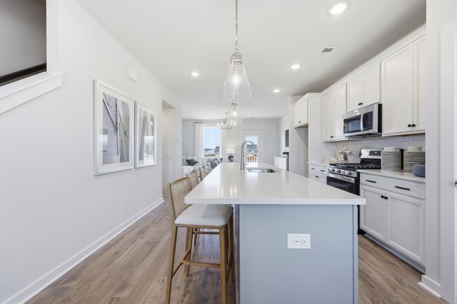 524 Heathwood Way, Summerville, SC 29486