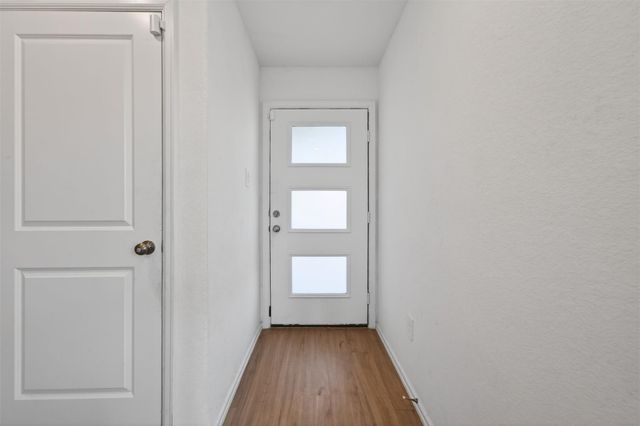 42 County Road 5201, Cleveland, TX 77327