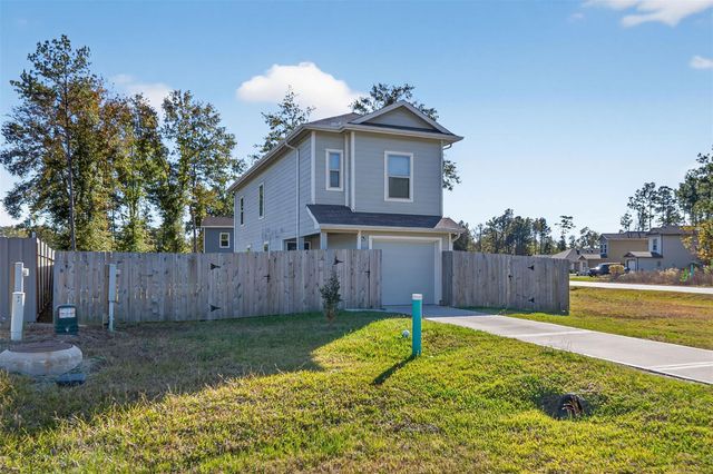 42 County Road 5201, Cleveland, TX 77327