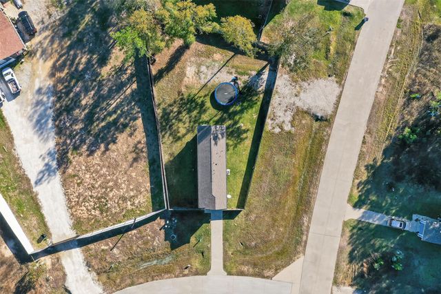 42 County Road 5201, Cleveland, TX 77327