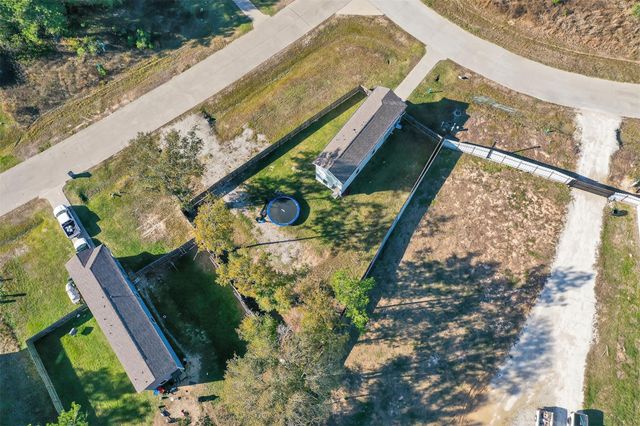 42 County Road 5201, Cleveland, TX 77327