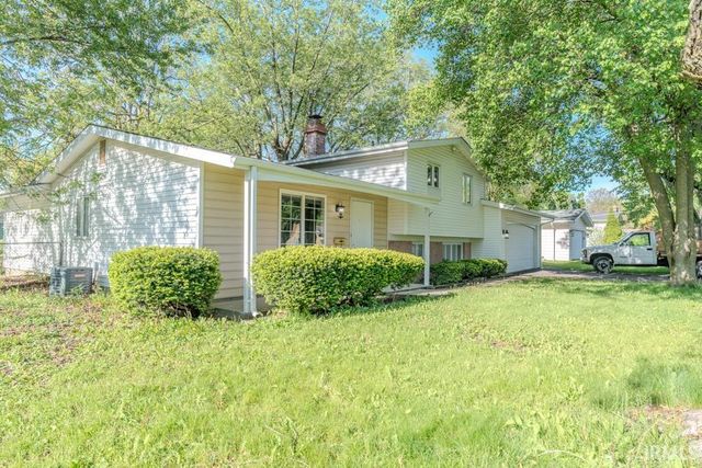 4614 Willard Drive, Fort Wayne, IN 46815