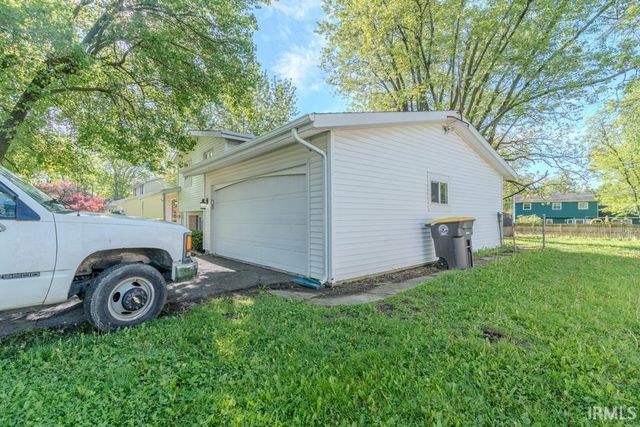 4614 Willard Drive, Fort Wayne, IN 46815