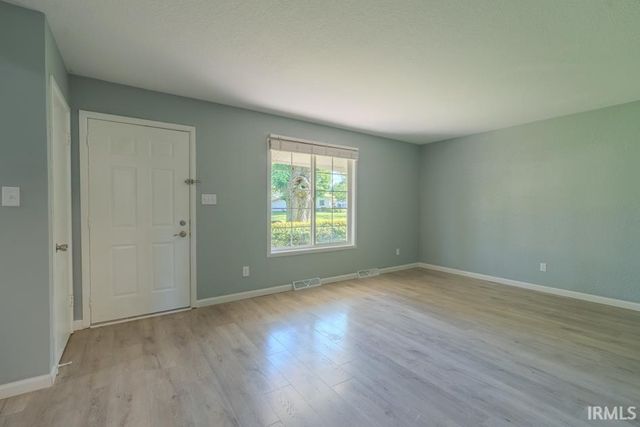 4614 Willard Drive, Fort Wayne, IN 46815