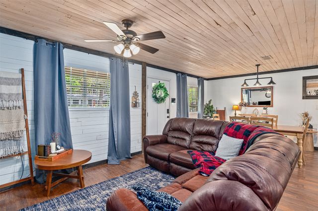 5529 Knollcrest Drive, Shreveport, LA 71129