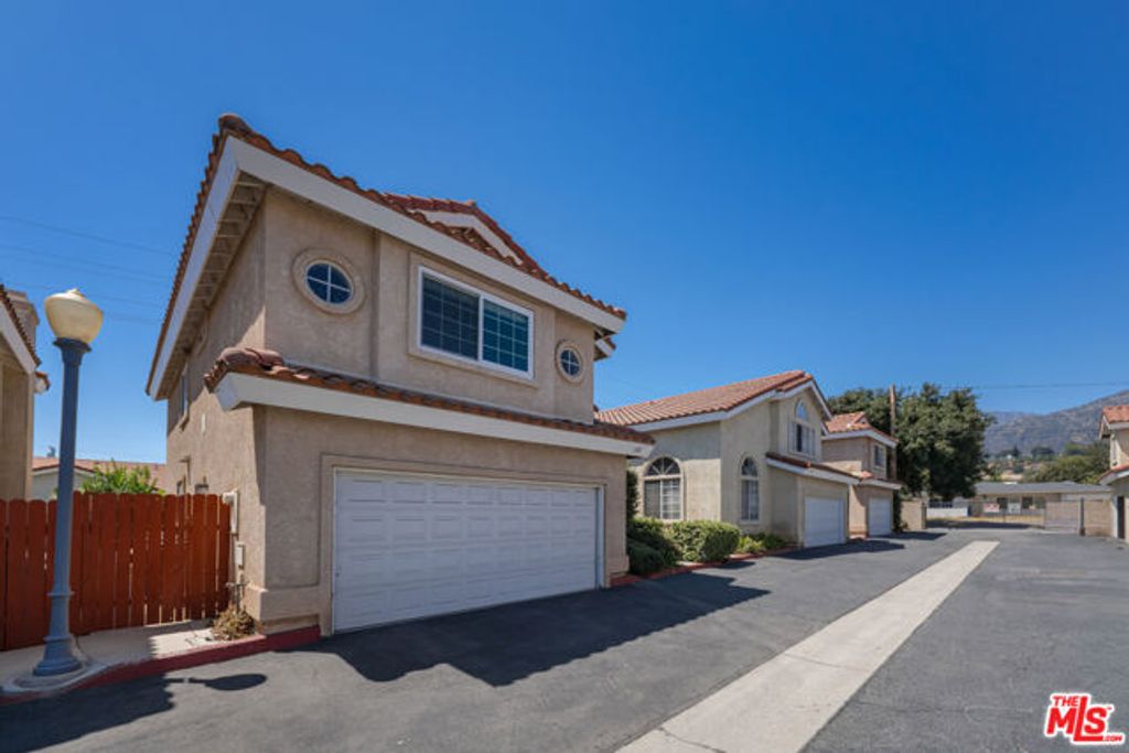 1319 Heather Lane, Duarte, CA 91010