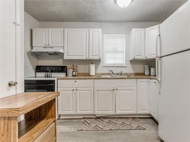 1801 NW 8th Street, Oklahoma City, OK 73106