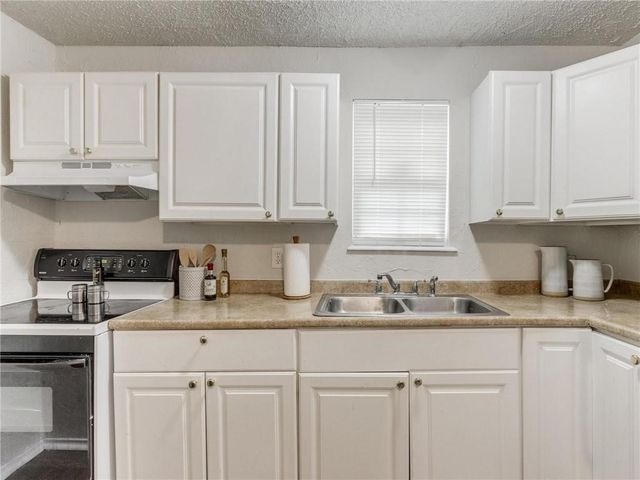 1801 NW 8th Street, Oklahoma City, OK 73106