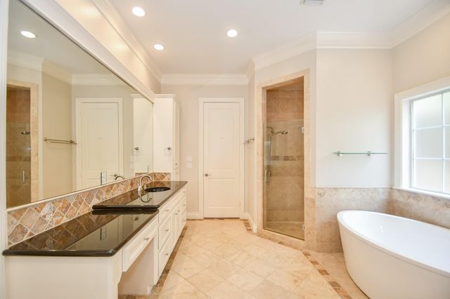 7626 E Jordan Cove, Houston, TX 77055