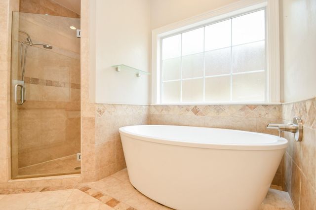 7626 E Jordan Cove, Houston, TX 77055