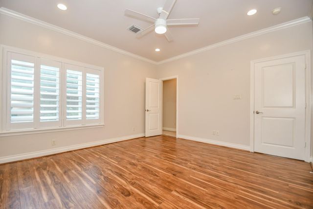7626 E Jordan Cove, Houston, TX 77055
