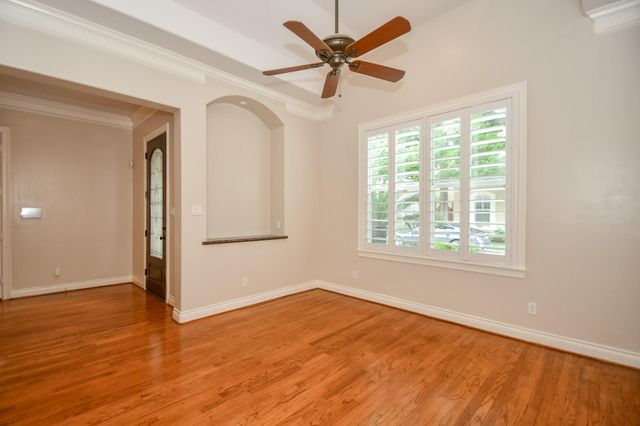 7626 E Jordan Cove, Houston, TX 77055