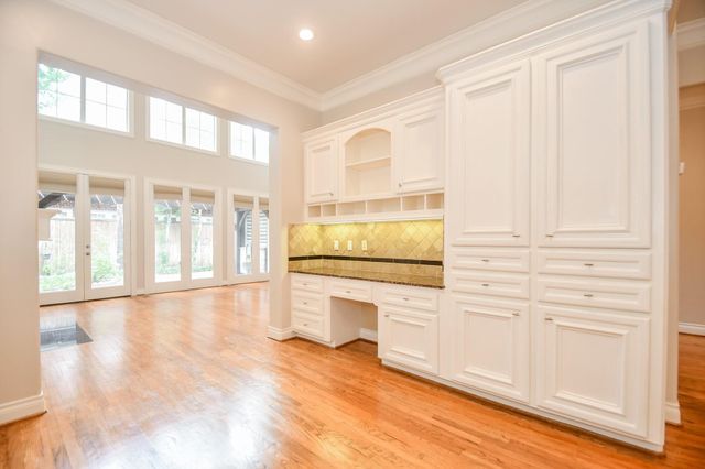 7626 E Jordan Cove, Houston, TX 77055