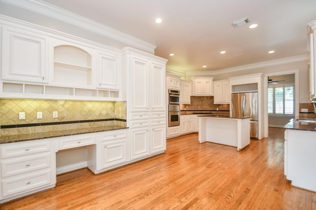 7626 E Jordan Cove, Houston, TX 77055
