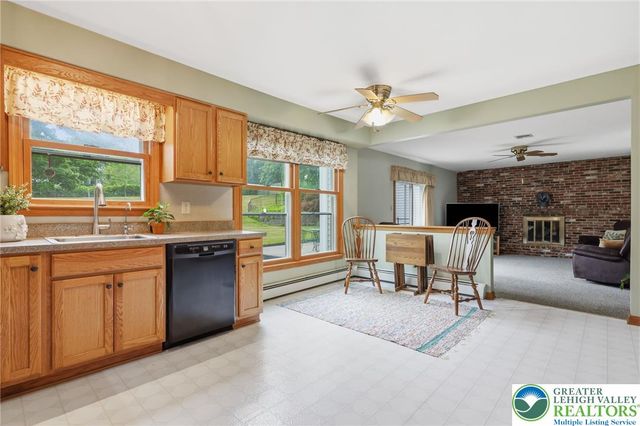5712 Nina, Upper Saucon Twp, PA 18036