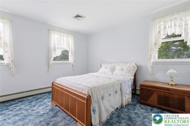 5712 Nina, Upper Saucon Twp, PA 18036