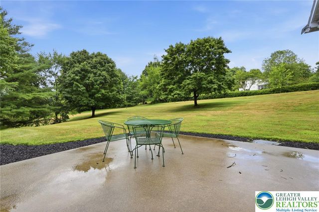5712 Nina, Upper Saucon Twp, PA 18036