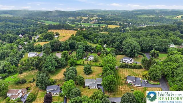 5712 Nina, Upper Saucon Twp, PA 18036