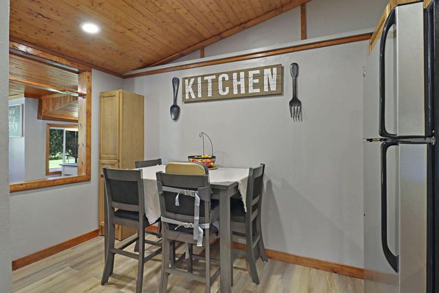 10308 Root River DRIVE, Caledonia, WI 53108