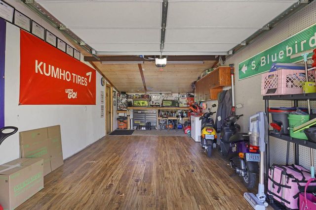 10308 Root River DRIVE, Caledonia, WI 53108