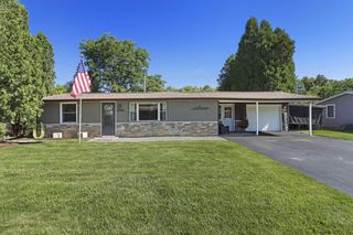 10308 Root River DRIVE, Caledonia, WI 53108