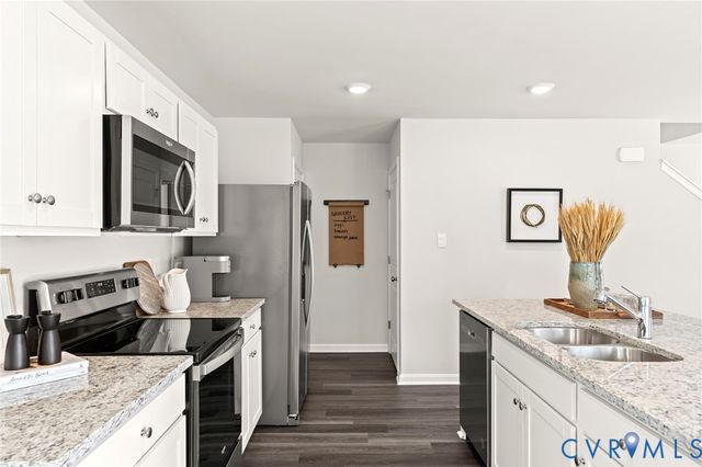 11220 Chappell Creek Cir, North Prince George, VA 23860