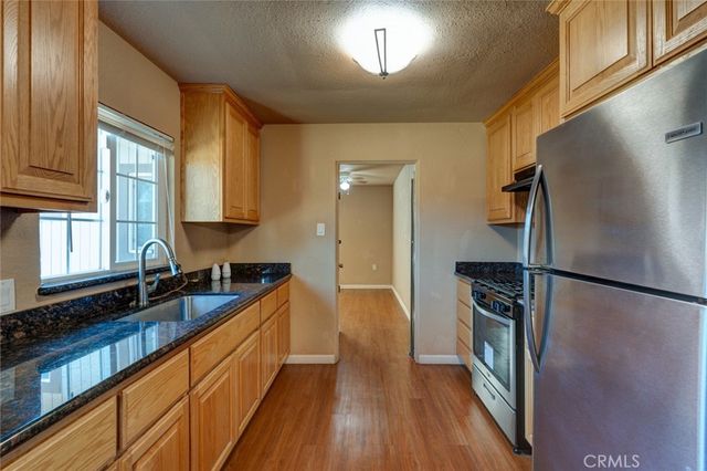 1402 S Nevada Avenue, Los Banos, CA 93635