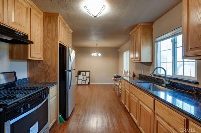 1402 S Nevada Avenue, Los Banos, CA 93635