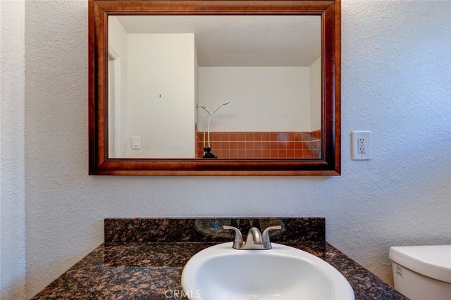 1402 S Nevada Avenue, Los Banos, CA 93635