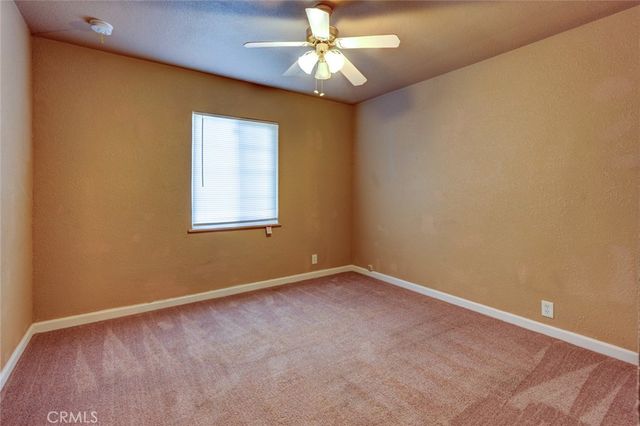 1402 S Nevada Avenue, Los Banos, CA 93635