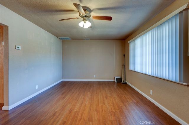 1402 S Nevada Avenue, Los Banos, CA 93635