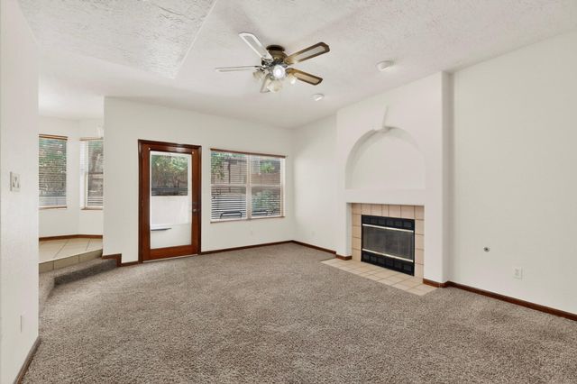 8908 Henriette Wyeth Drive NE, Albuquerque, NM 87122