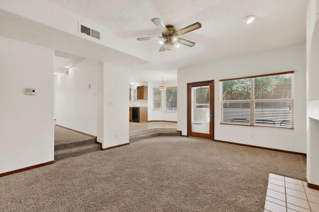 8908 Henriette Wyeth Drive NE, Albuquerque, NM 87122
