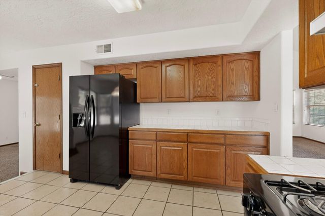 8908 Henriette Wyeth Drive NE, Albuquerque, NM 87122