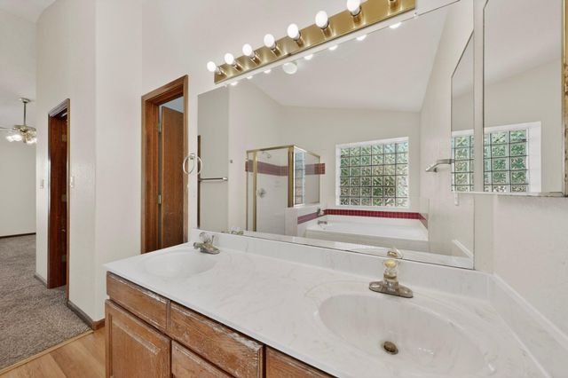 8908 Henriette Wyeth Drive NE, Albuquerque, NM 87122