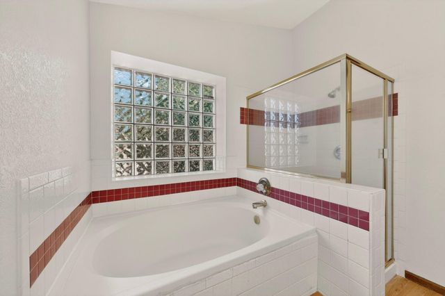 8908 Henriette Wyeth Drive NE, Albuquerque, NM 87122