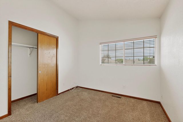 8908 Henriette Wyeth Drive NE, Albuquerque, NM 87122