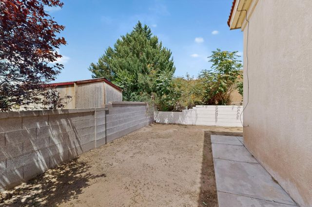 8908 Henriette Wyeth Drive NE, Albuquerque, NM 87122