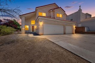 8908 Henriette Wyeth Drive NE, Albuquerque, NM 87122