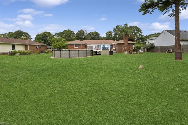 224 Essex DR, Chesapeake, VA 23320
