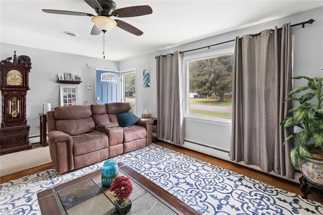 224 Essex DR, Chesapeake, VA 23320