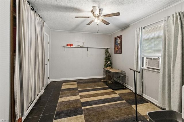 224 Essex DR, Chesapeake, VA 23320