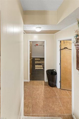 224 Essex DR, Chesapeake, VA 23320