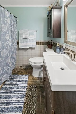 224 Essex DR, Chesapeake, VA 23320