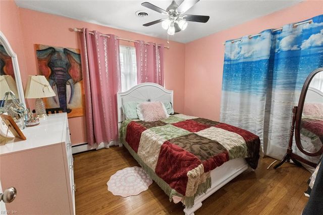 224 Essex DR, Chesapeake, VA 23320
