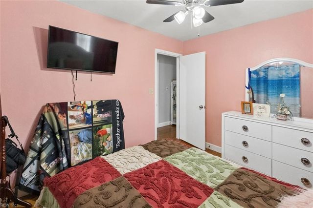 224 Essex DR, Chesapeake, VA 23320